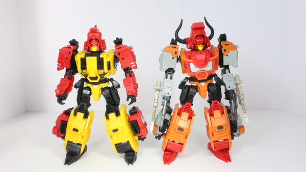 Transformers Mastermind Creations Headstrong R05 Fortis Video Review Shartimus Prime Image  (16 of 45)